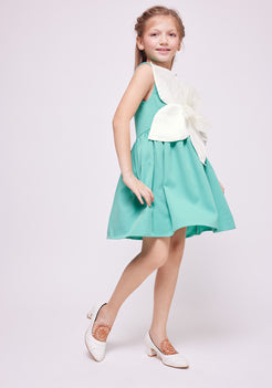 Flower Girl