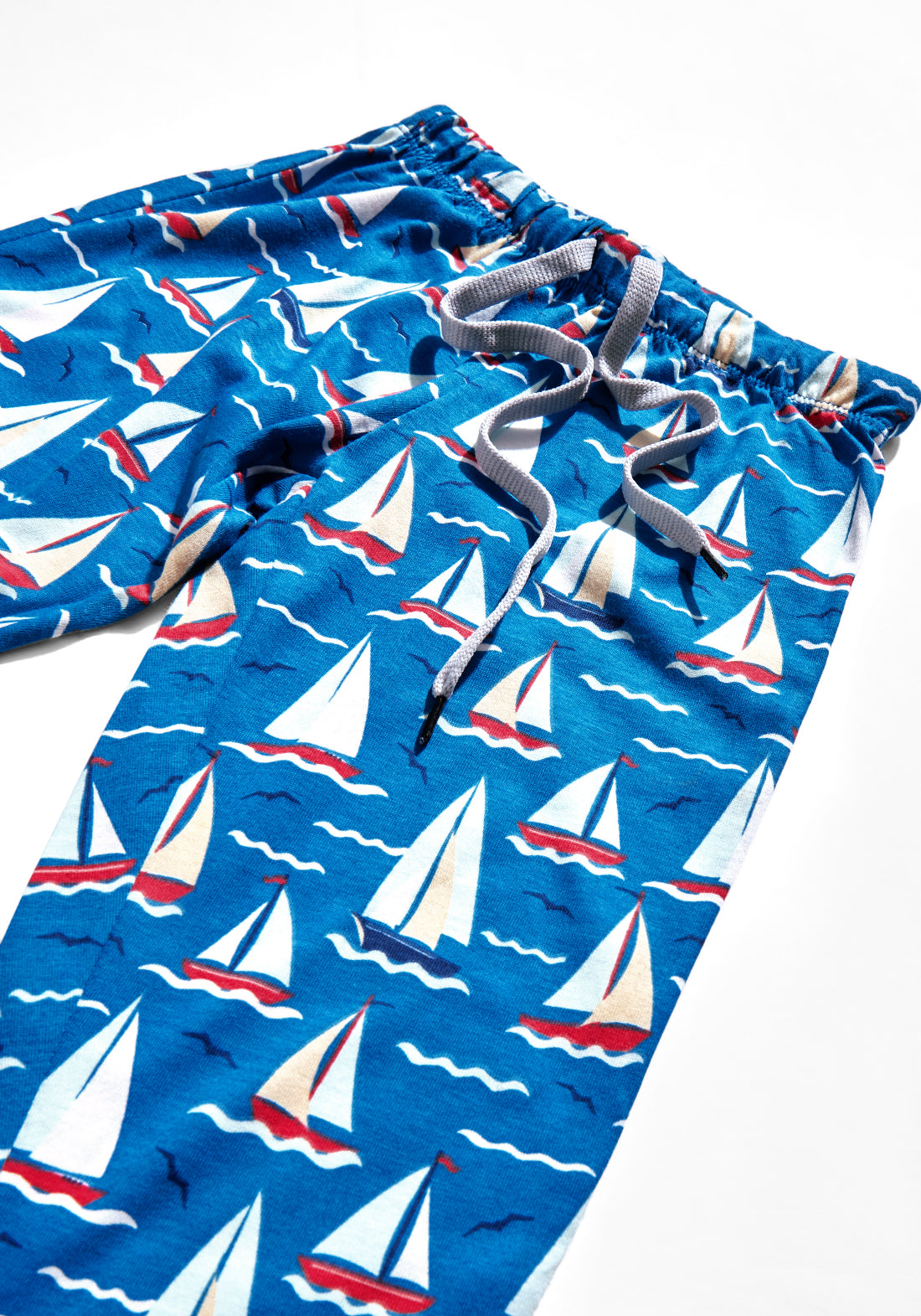 RED, WHITE AND BLUE BOAT PRINT KNITTED PANTS