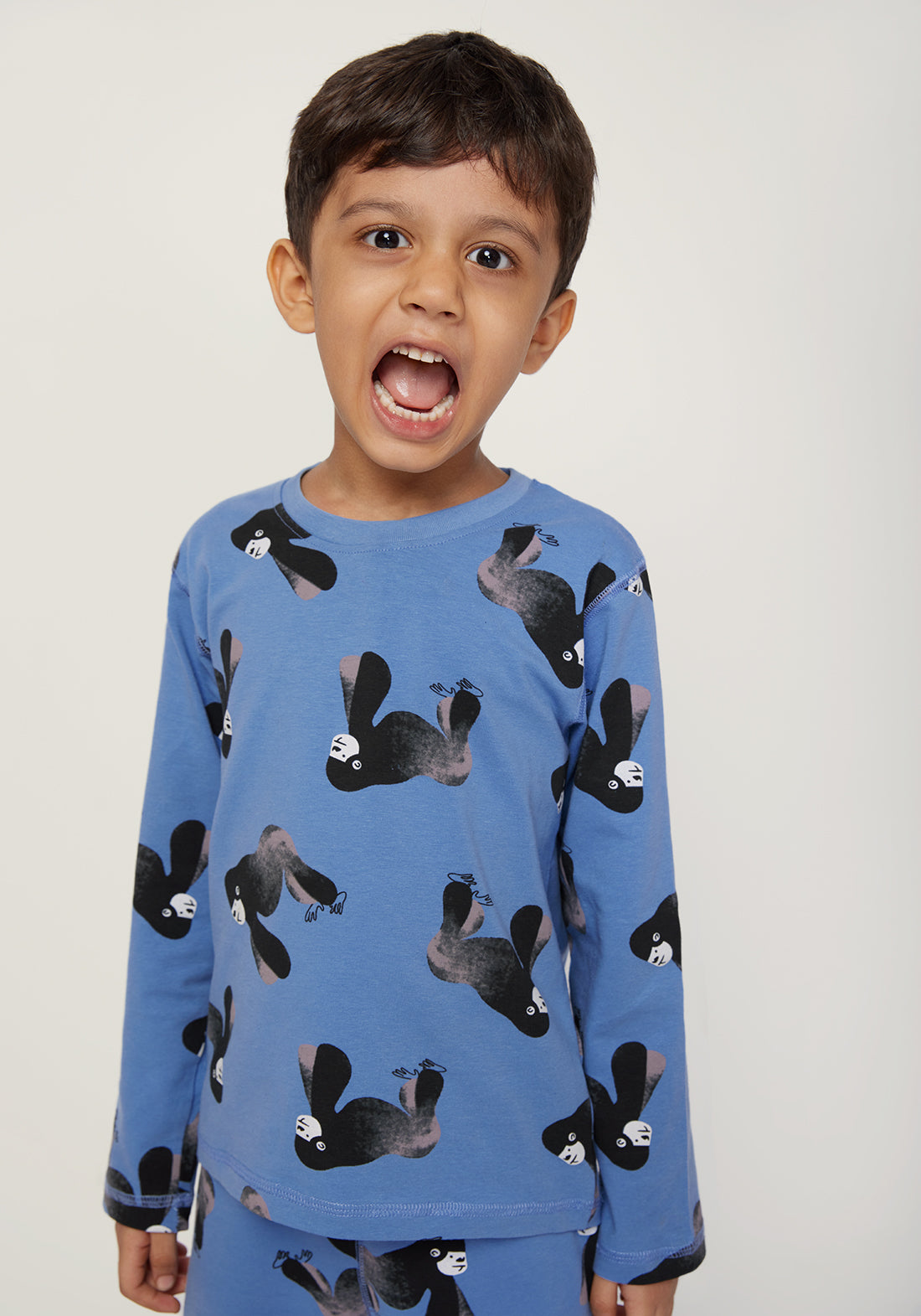 Gorillas In The Mist Print Night Wear Set