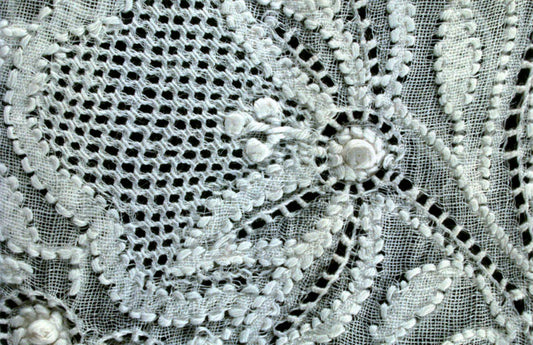 The Graceful Art of Chikankari Embroidery
