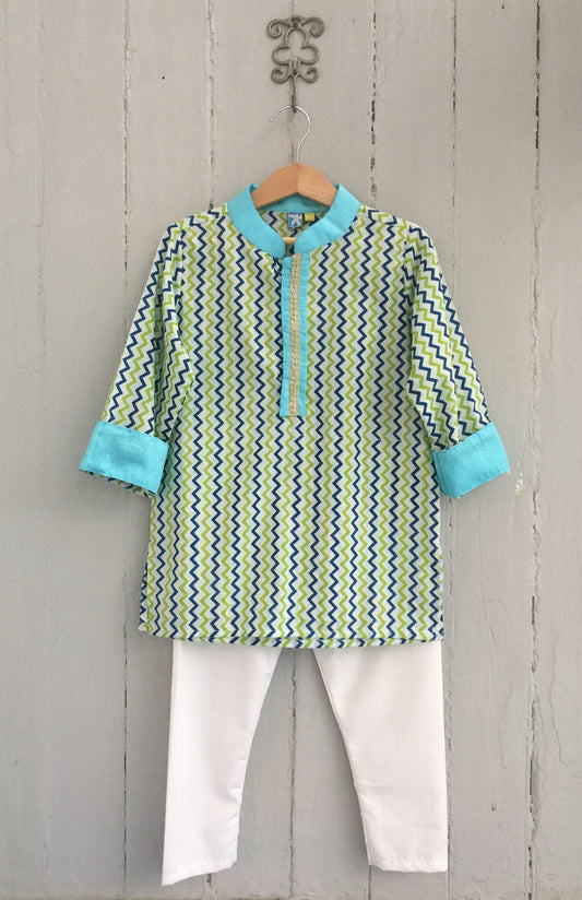 3 Reasons Why Kurta Pajama is A Must Buy For Young Boys.