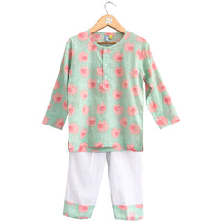 Flying Piggies Night Wear Set