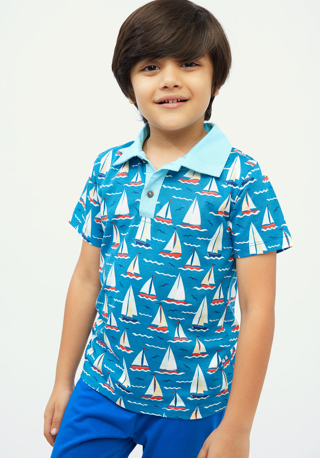 RED, BLUE AND WHITE BOAT PRINT POLO T-SHIRT